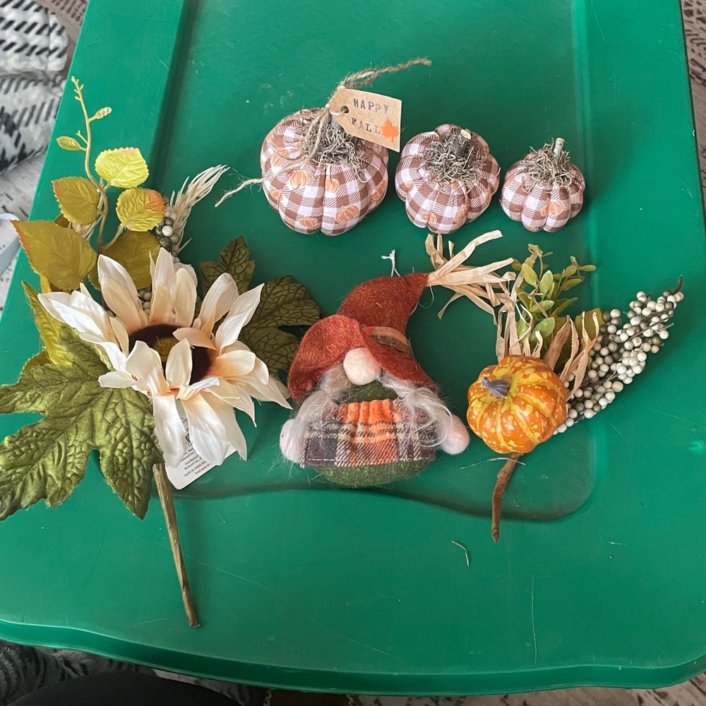 Halloween Themed Decor Lot